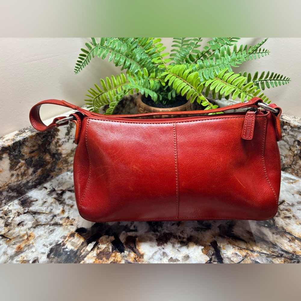 Wilsons Leather Red/Orange Shoulder Bag with Wallet - Picture 4 of 15